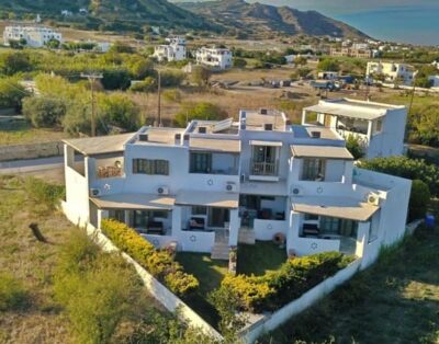 ΕΝΟΙΚΙΑΖΟΜΕΝΑ ΔΩΜΑΤΙΑ ΣΚΥΡΟΣ | ΤΟ ΠΥΘΑΡΙ